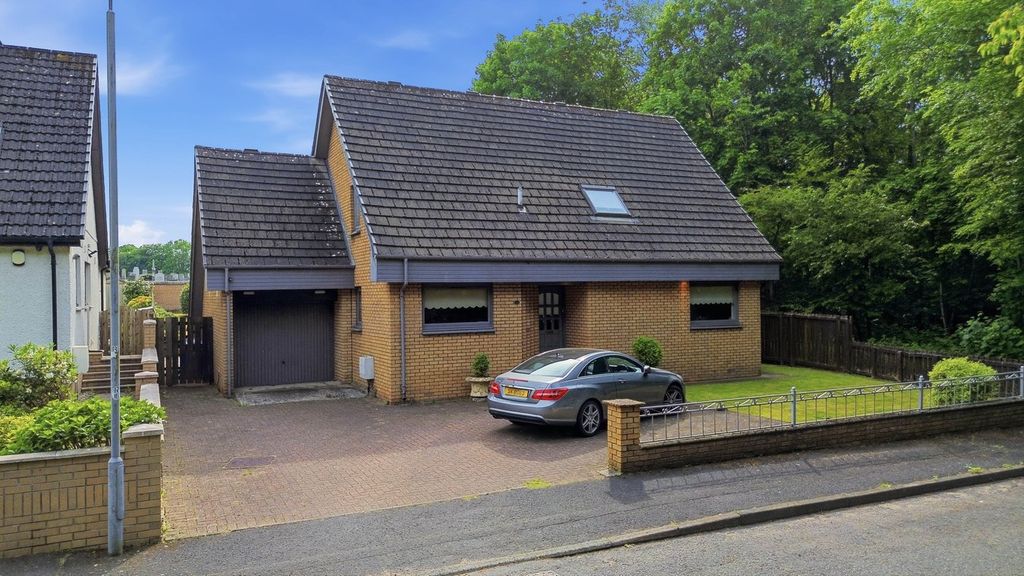 Property photo 1 of 31