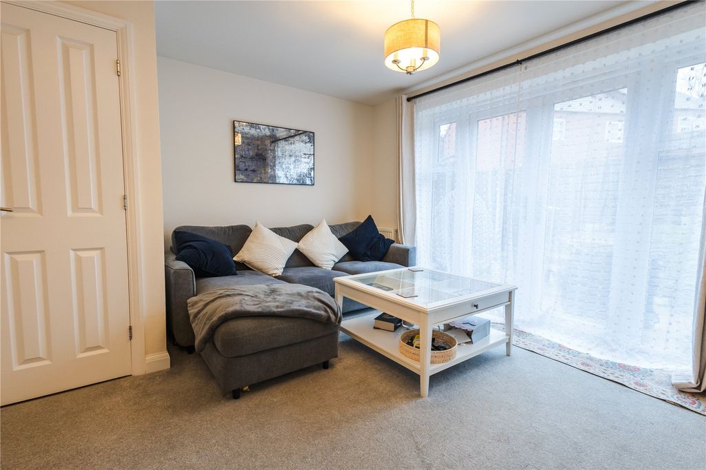 Property photo 3 of 27 Picture No. 19