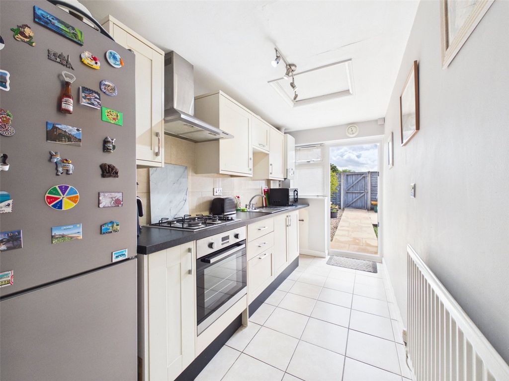 Property photo 2 of 11 Picture No. 04