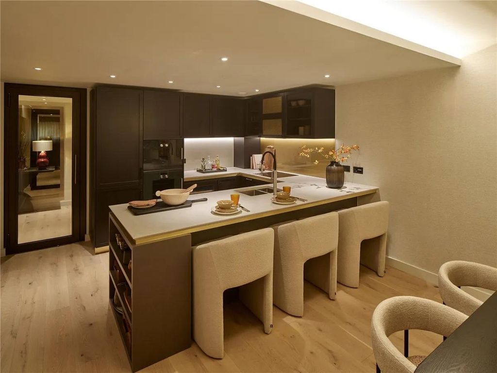 Property photo 2 of 17 Powerhouse 3 Bed-02.Jpg