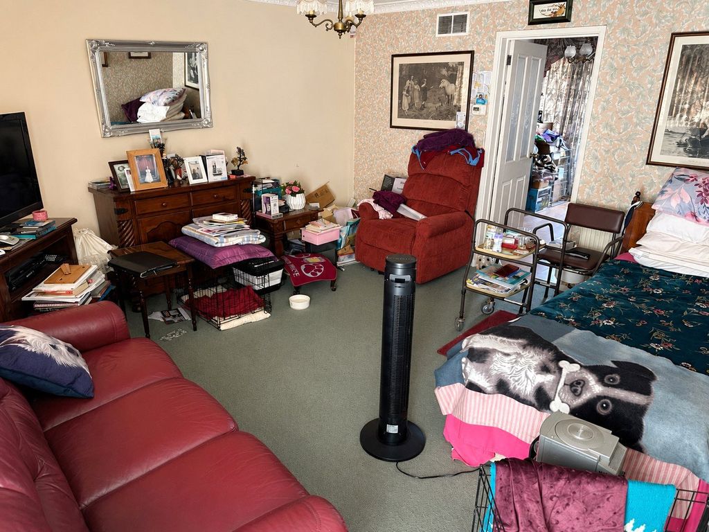 Property photo 2 of 14 Picture No. 34