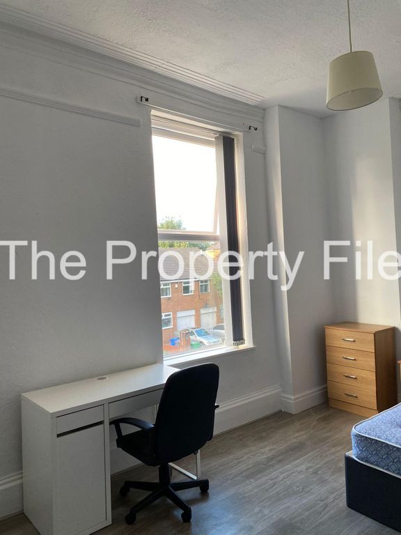 Property photo 3 of 3