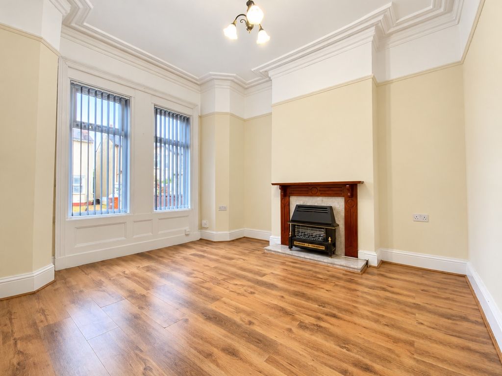 Property photo 2 of 15 5911413