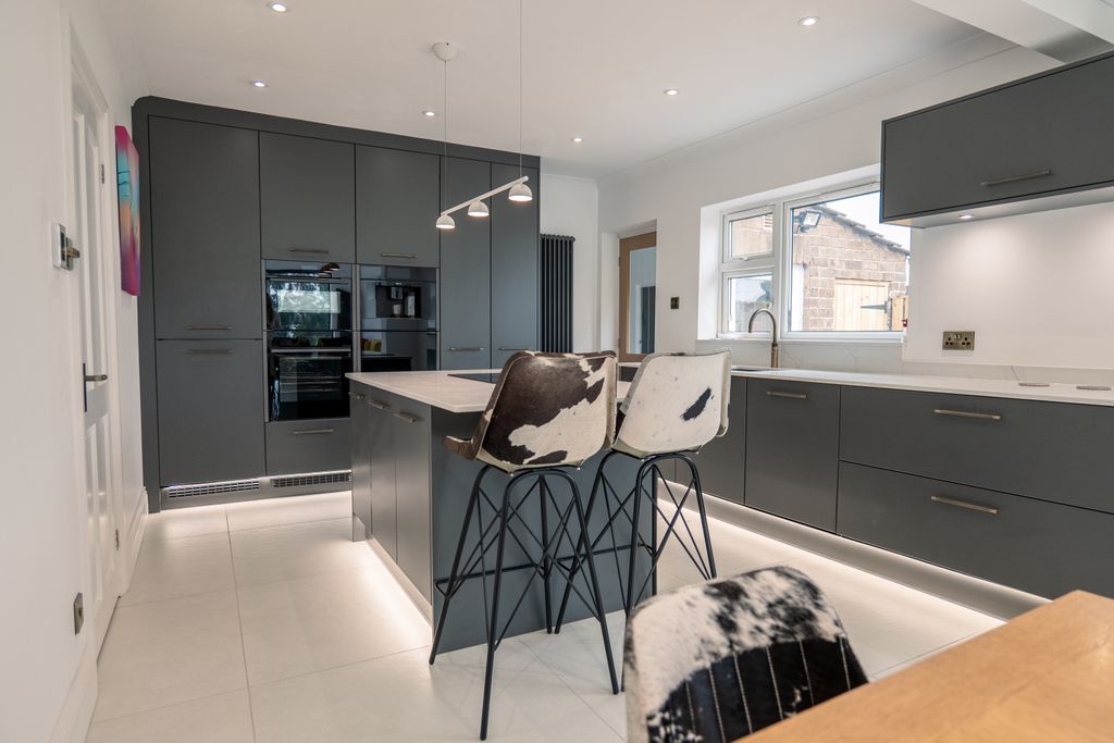 Property photo 2 of 3 Example Kitchen