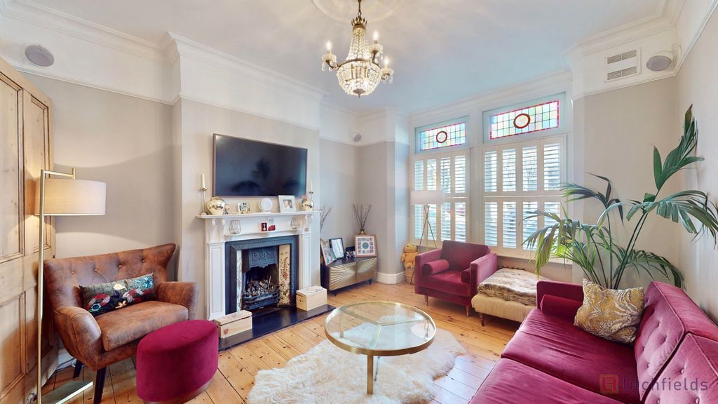 Property photo 2 of 15 Front Rec