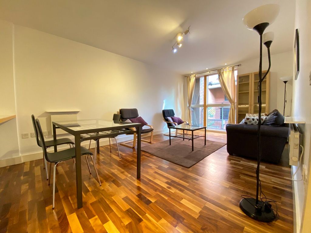 Property photo 2 of 14 Img_32892_8_Original.Jpg