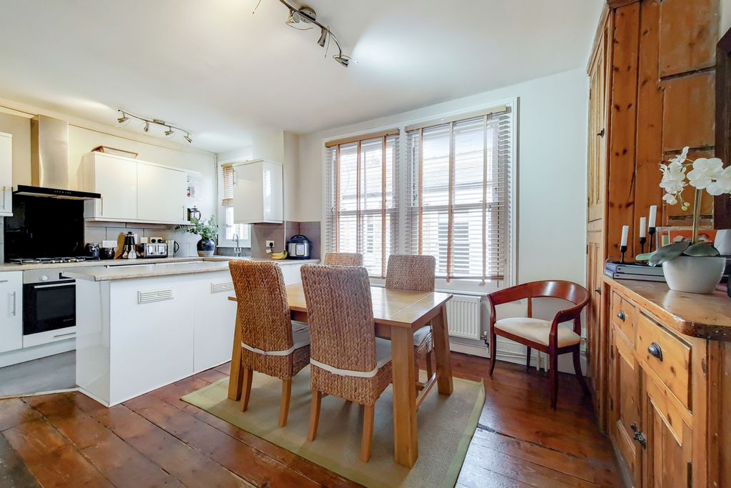 Property photo 2 of 15 Photo 1