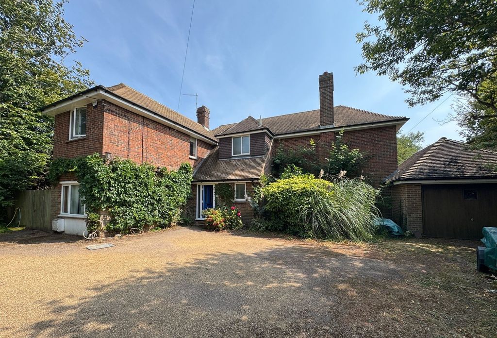 Property photo 1 of 24