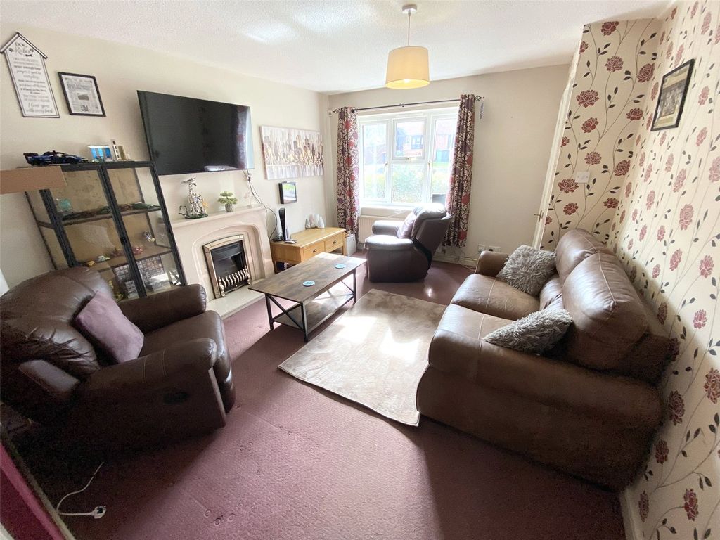 Property photo 3 of 13 Picture No. 17