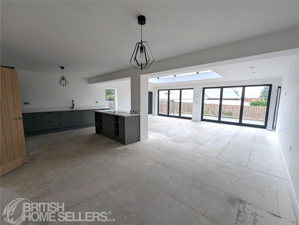 Property photo 3 of 24 Picture No. 19
