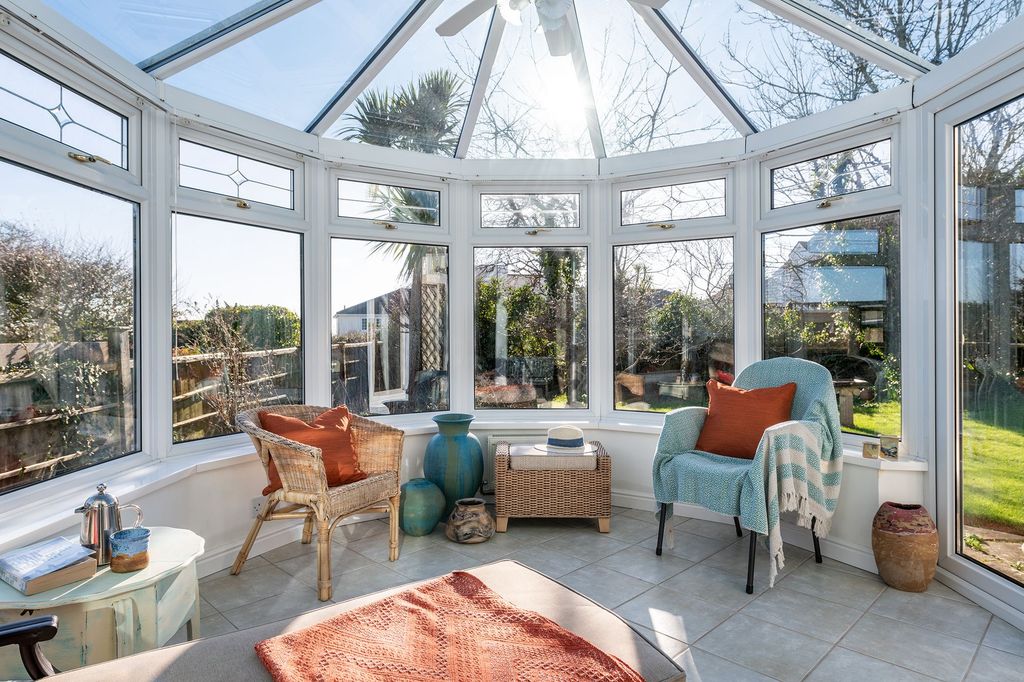 Property photo 3 of 13 Conservatory, 3 Start Bay Park, Strete