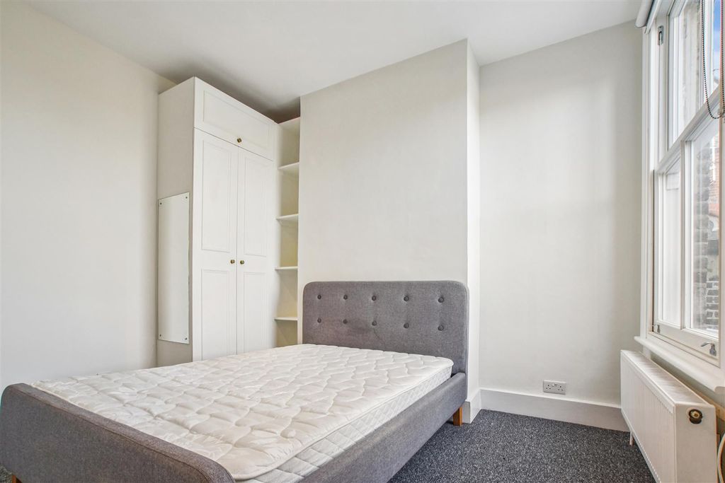 Property photo 2 of 13 6.Jpg