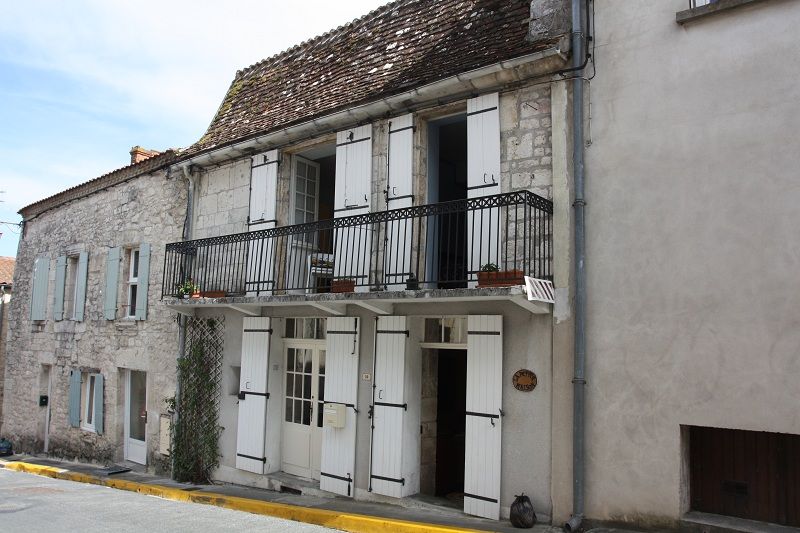 Property photo 1 of 5