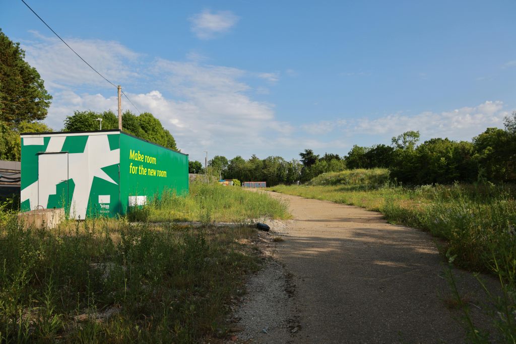 Property photo 3 of 10 Img_0002.Jpg