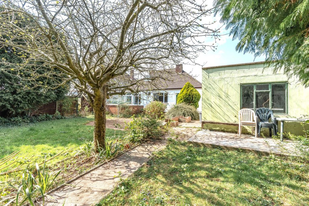 Property photo 2 of 25 1