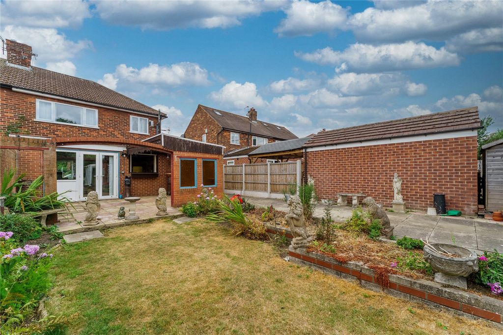 Property photo 2 of 29 Picture No. 57