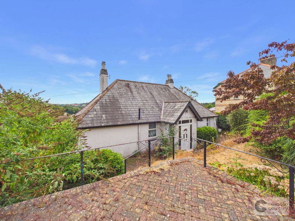 Property photo 1 of 23