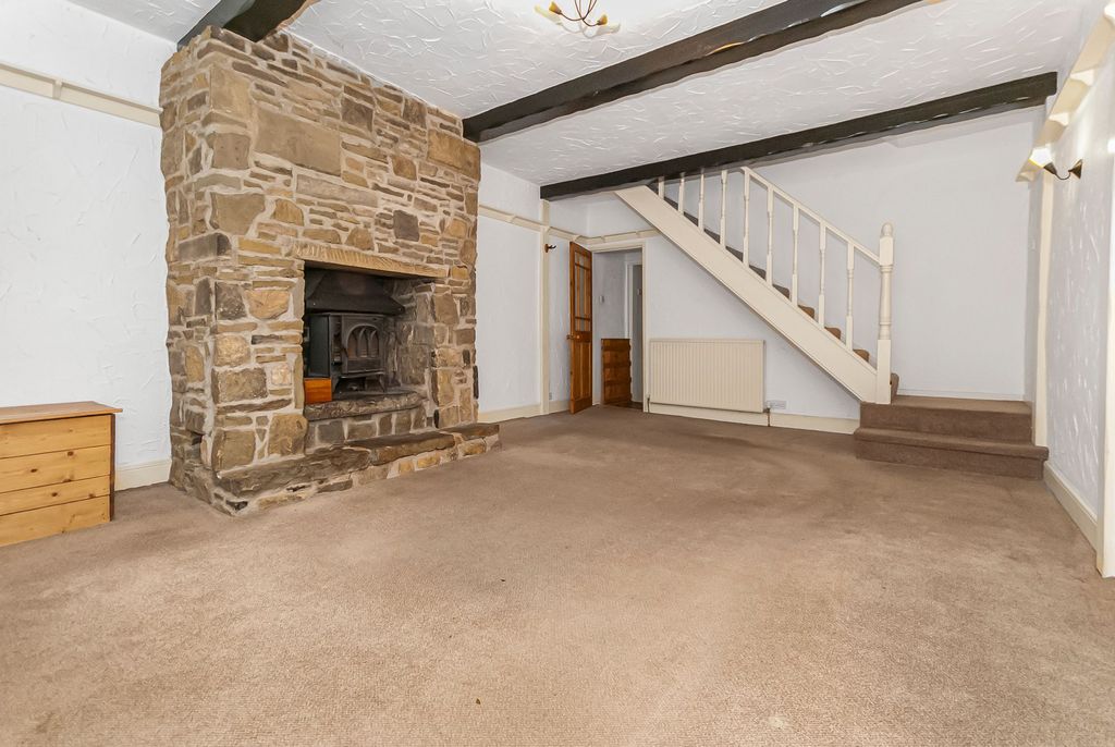 Property photo 3 of 40