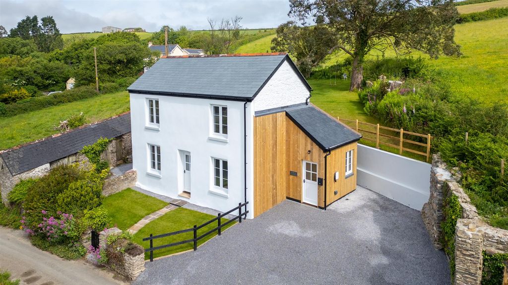 Property photo 1 of 40 A21 - Myrtle Cottage Eastdown Blackawton Totnes -