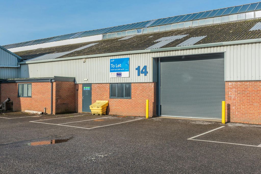 Property photo 2 of 5 Unit 1415 Vallis Trading Est Frome Web5.Jpg