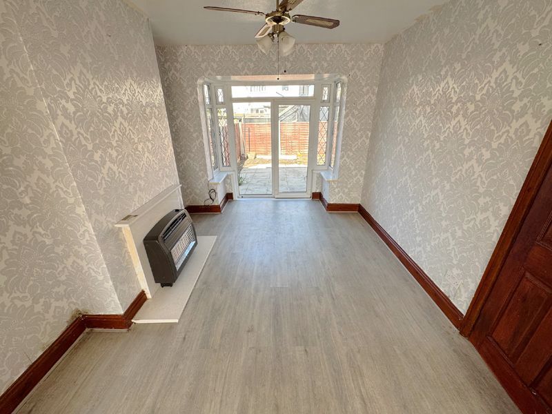 Property photo 3 of 26 Dining Room