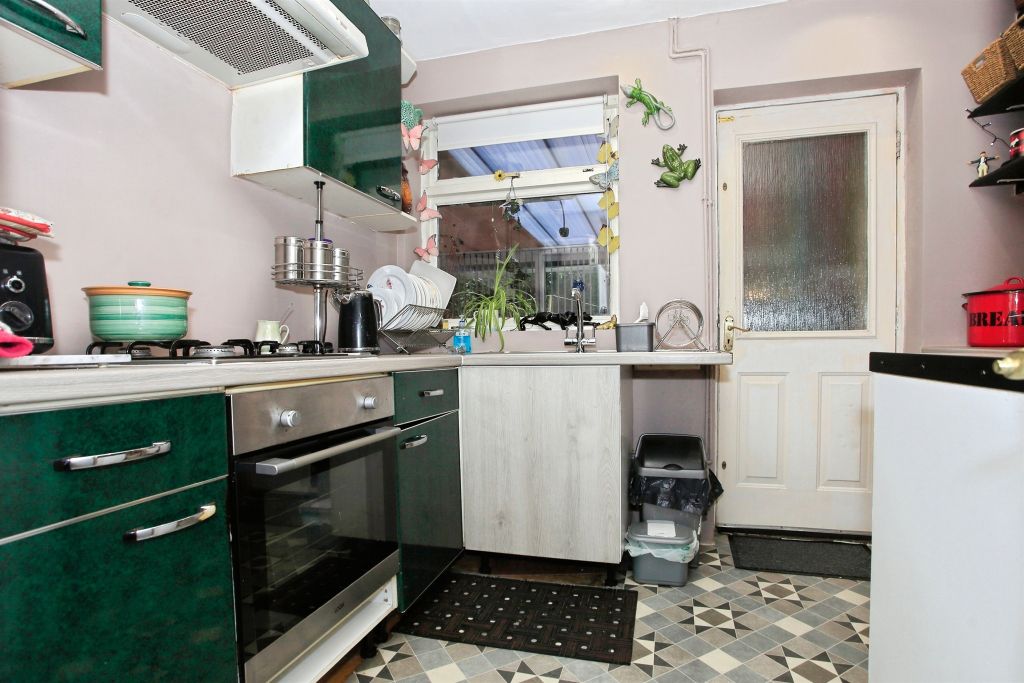 Property photo 3 of 17