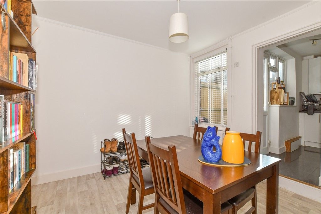 Property photo 2 of 8 Dining Room