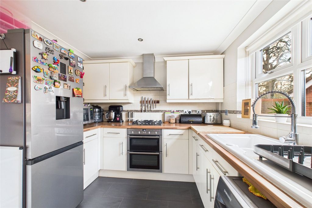 Property photo 3 of 10 Picture No. 10