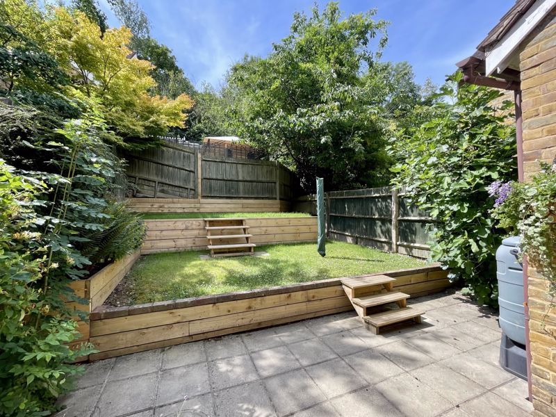 Property photo 2 of 8 Photo 11