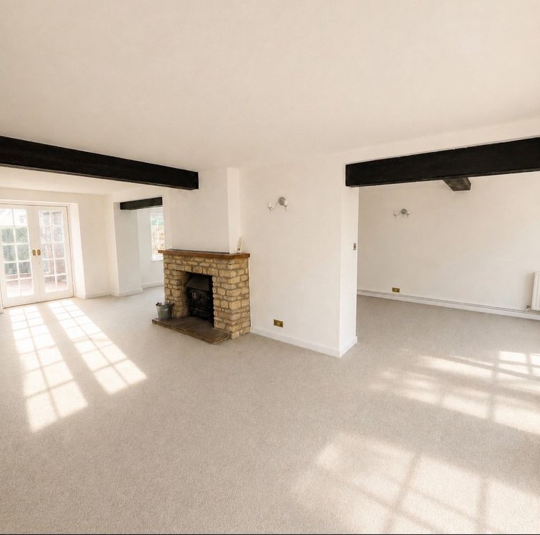 Property photo 2 of 36