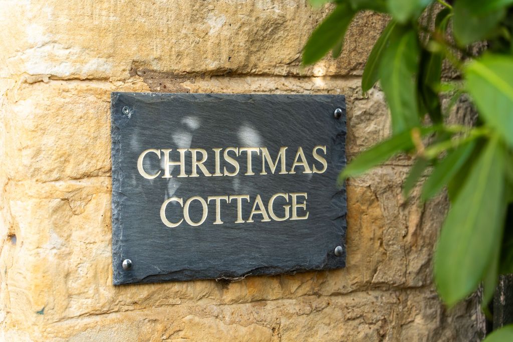 Property photo 2 of 21