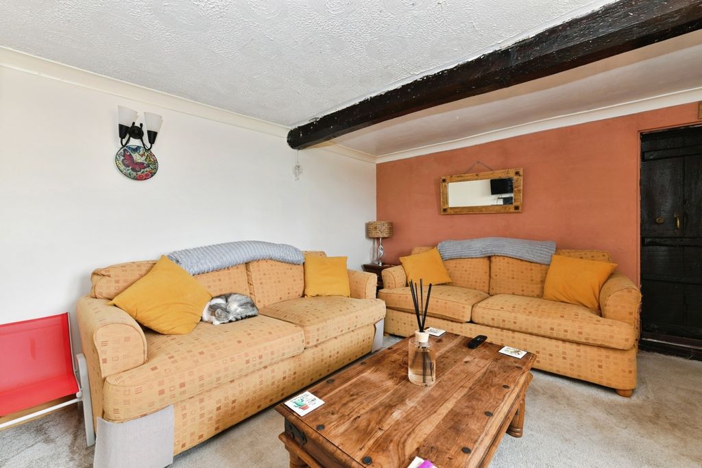 Property photo 2 of 23 Pbox-Img.Jpg