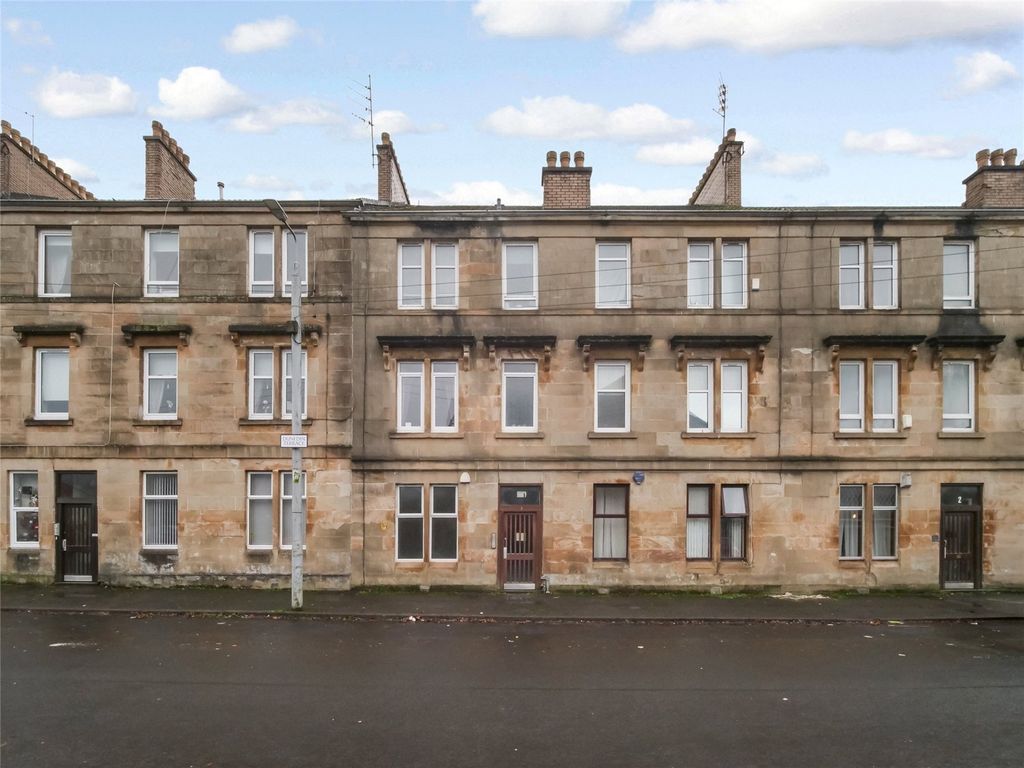 Property photo 1 of 14 External