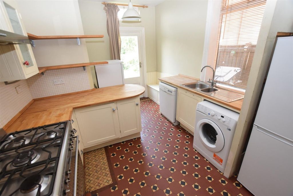 Property photo 2 of 21 2435742