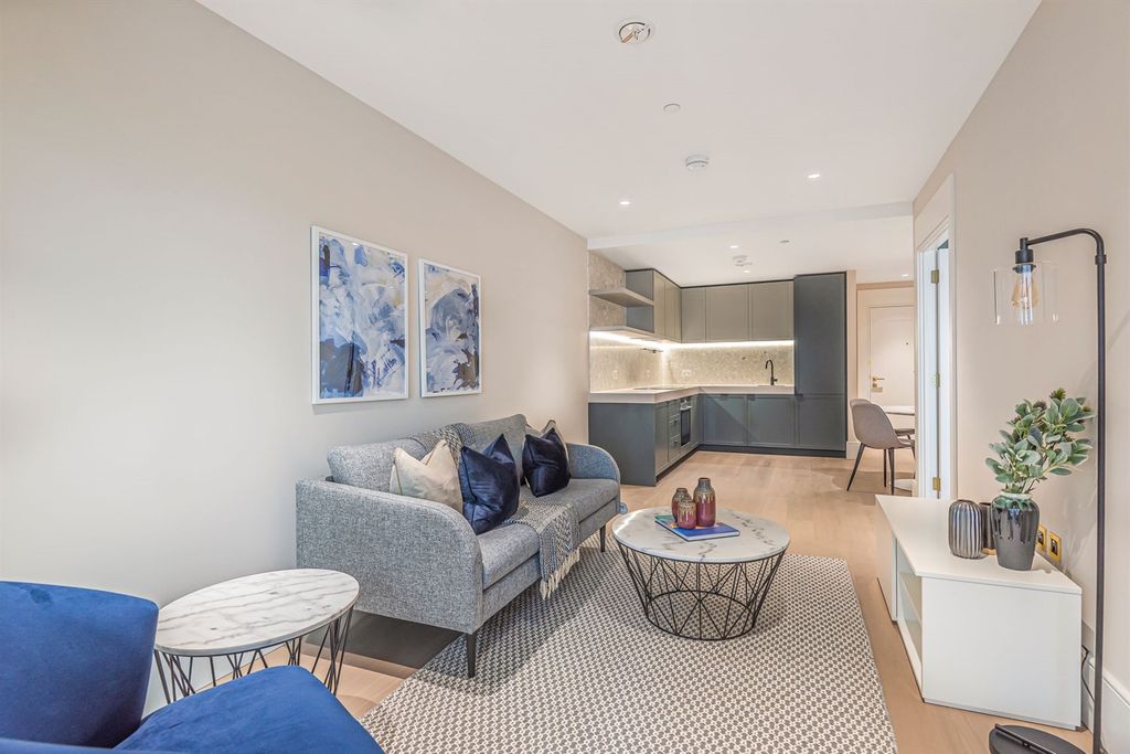 Property photo 1 of 19 (Main)