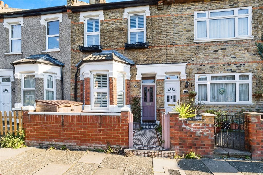 Property photo 1 of 27 Picture No. 03