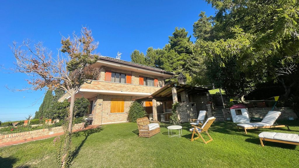 Property photo 1 of 49 External Facade