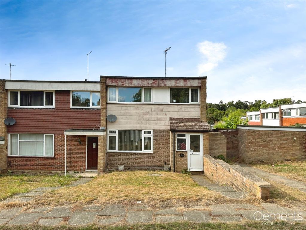 Property photo 1 of 13 F410c552-Photo 208-14-25 2C 2017 2013 2049.Jpg