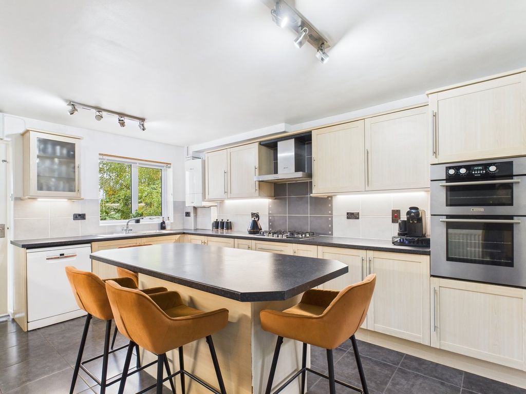 Property photo 3 of 22