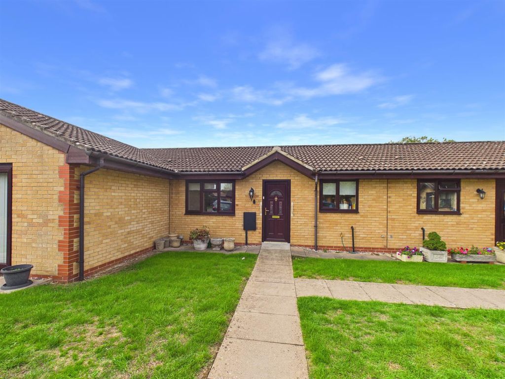 Property photo 1 of 9