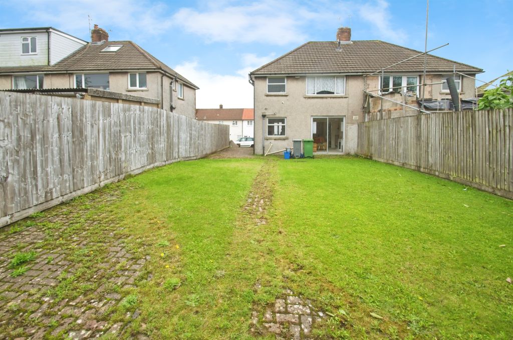 Property photo 3 of 11