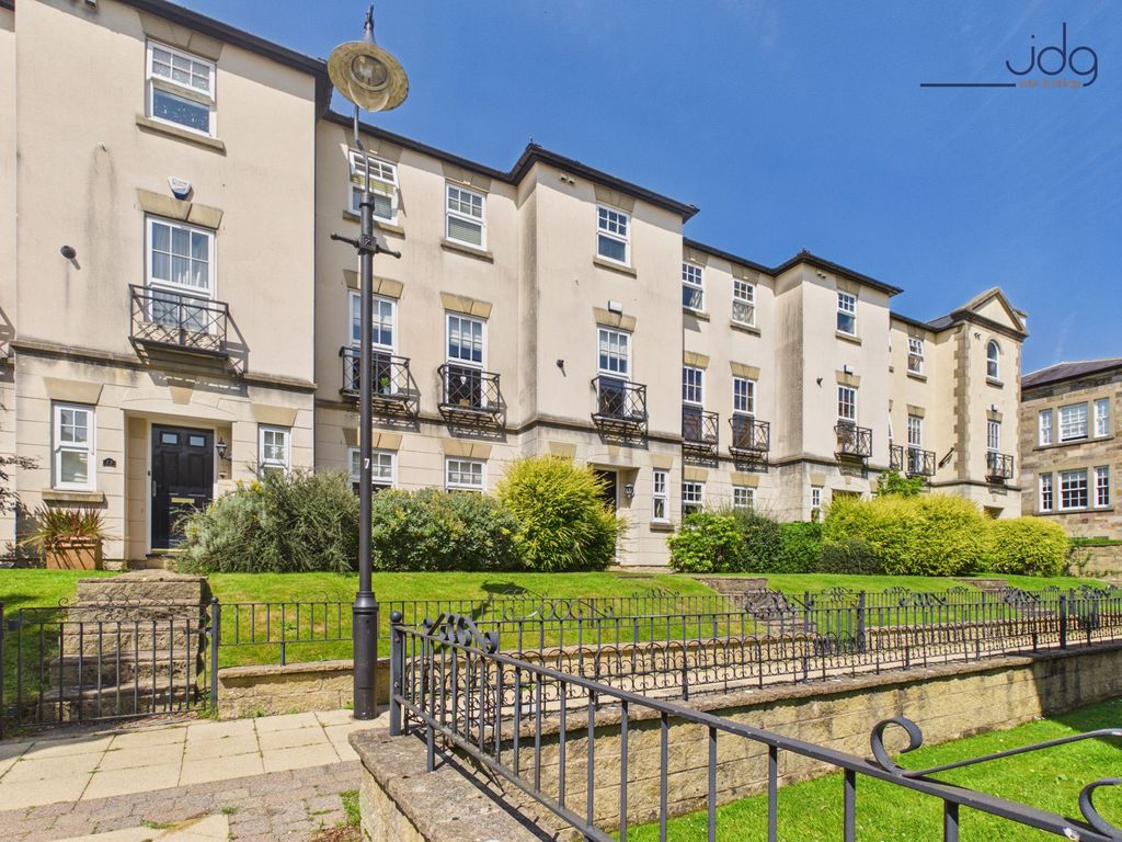Property photo 1 of 25 Welcome To The Piazza