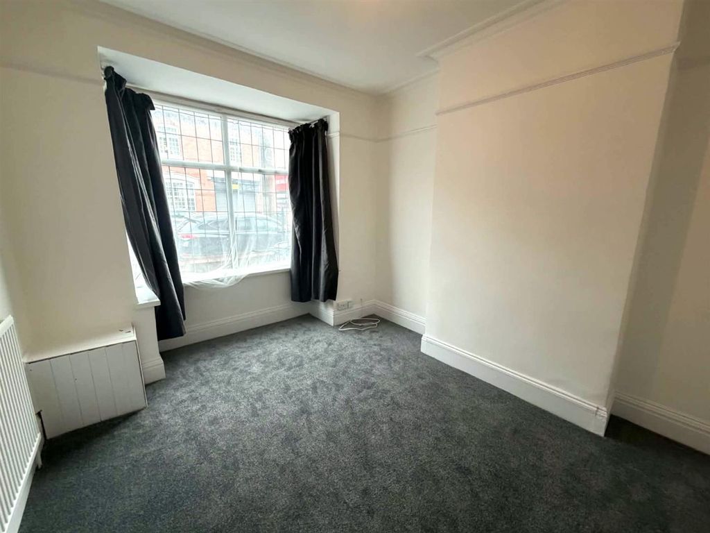Property photo 3 of 17 2Ea91779-095B-42c6-81E5-827699F1257c.Jpg