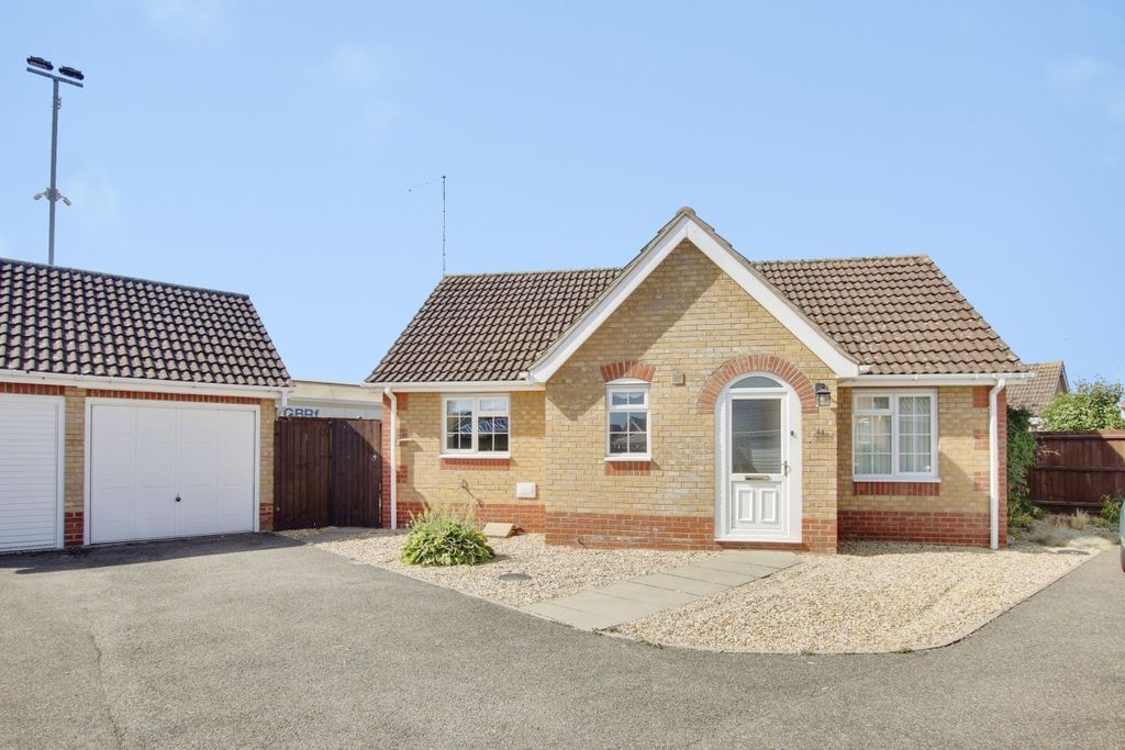 Property photo 1 of 9