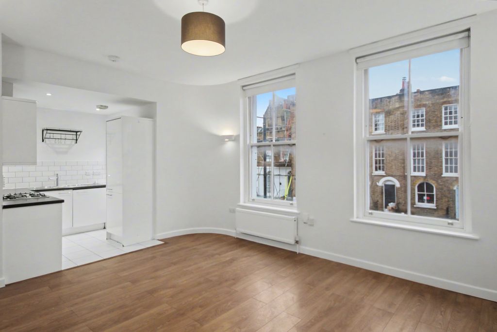 Property photo 3 of 12 3.Jpg