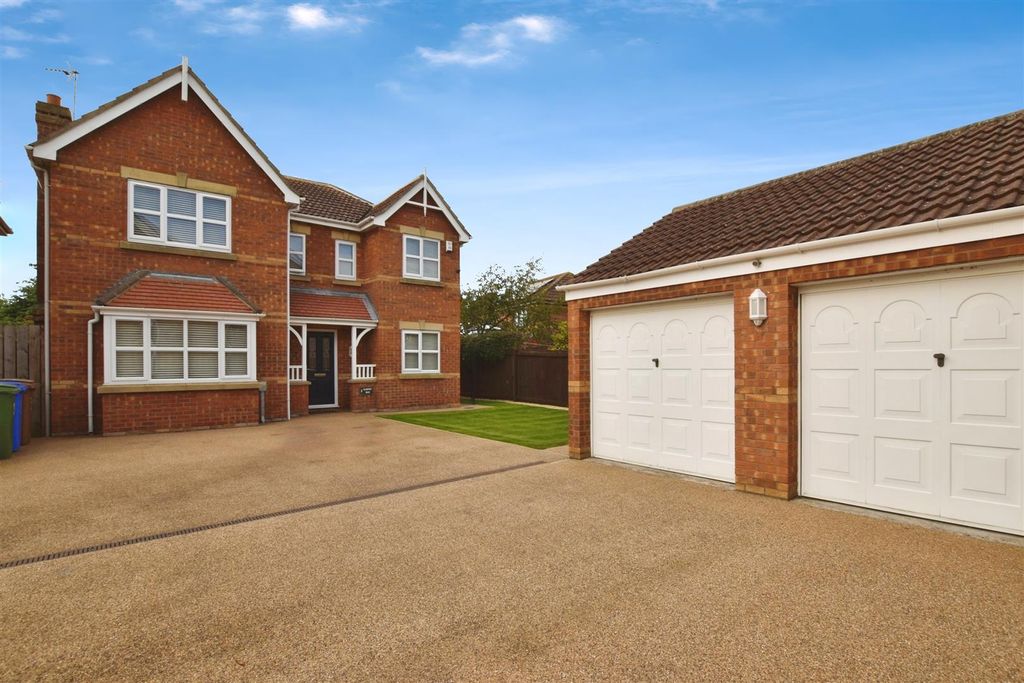 Property photo 1 of 30 4Eb7A829-Front 20B.Jpg