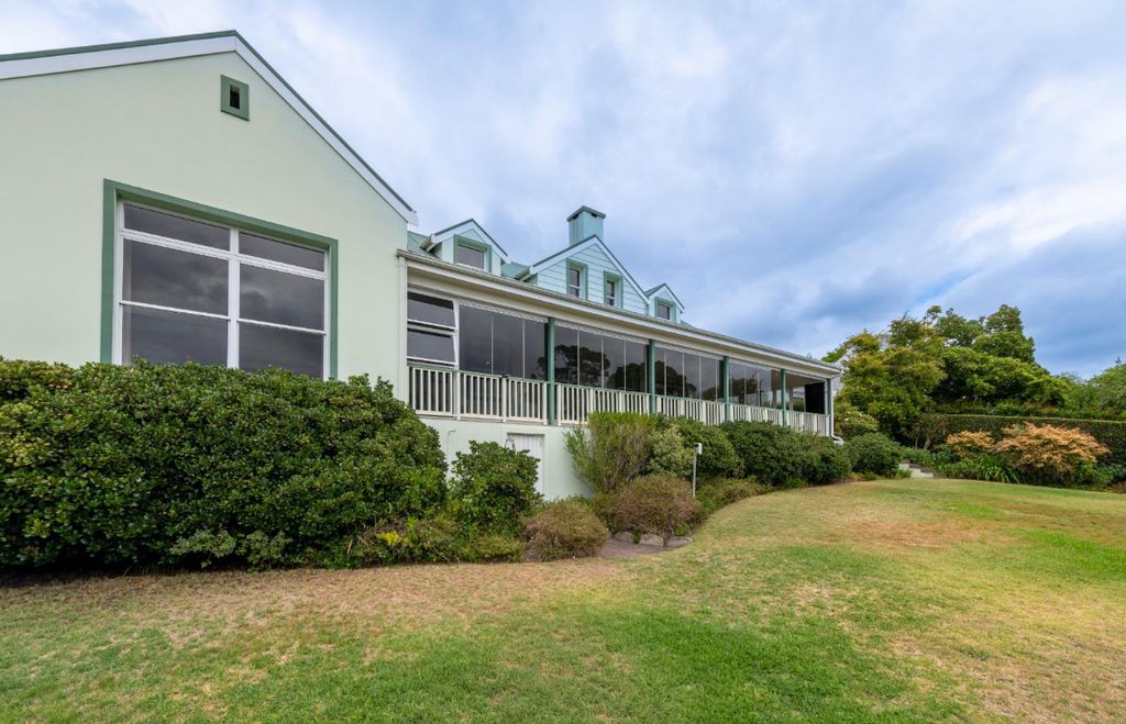 Property photo 3 of 46