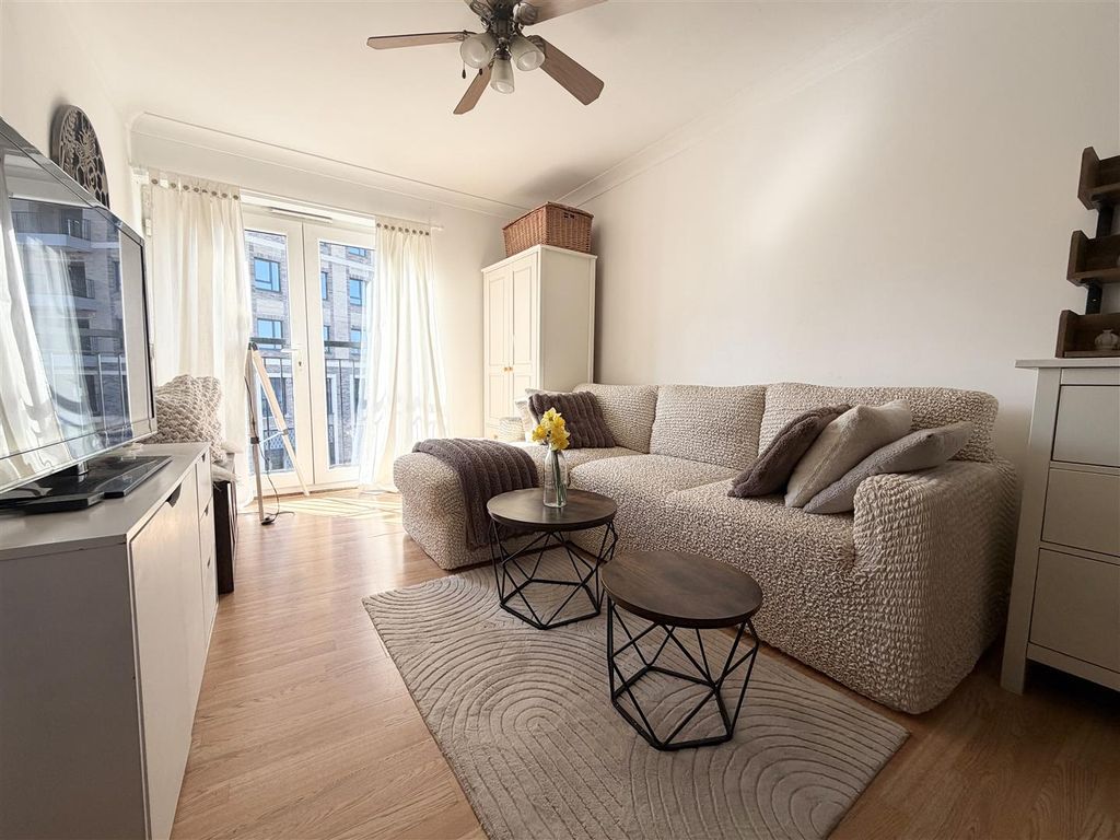 Property photo 3 of 8 Img_1043.Jpeg