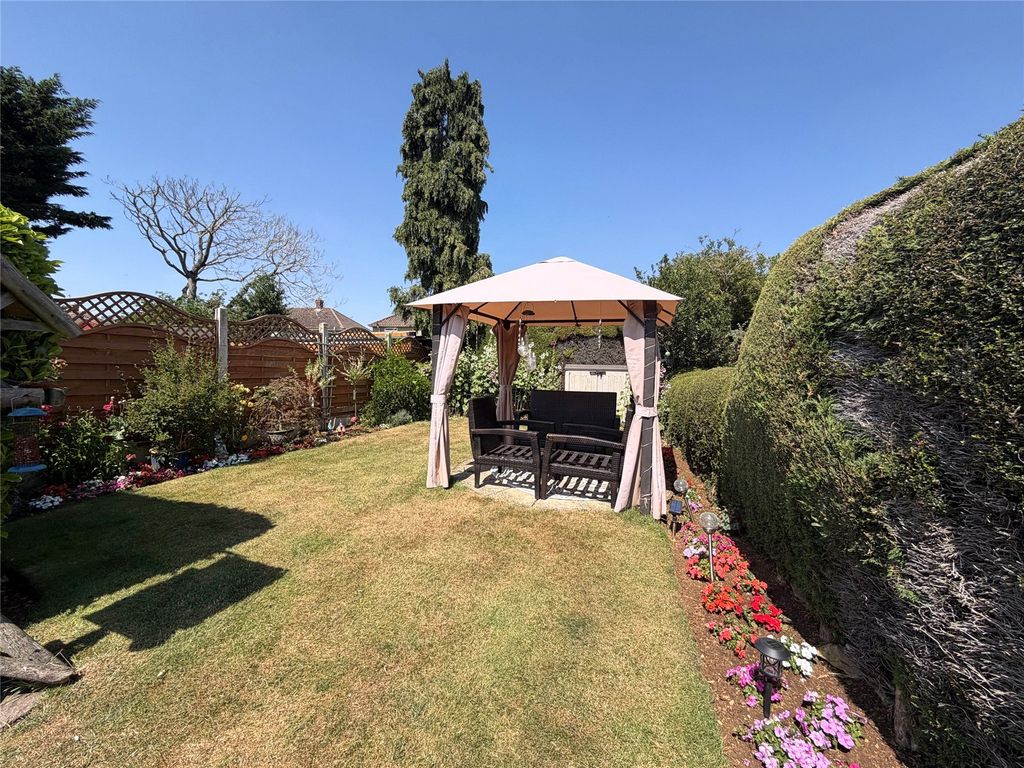Property photo 3 of 29 Picture No. 32