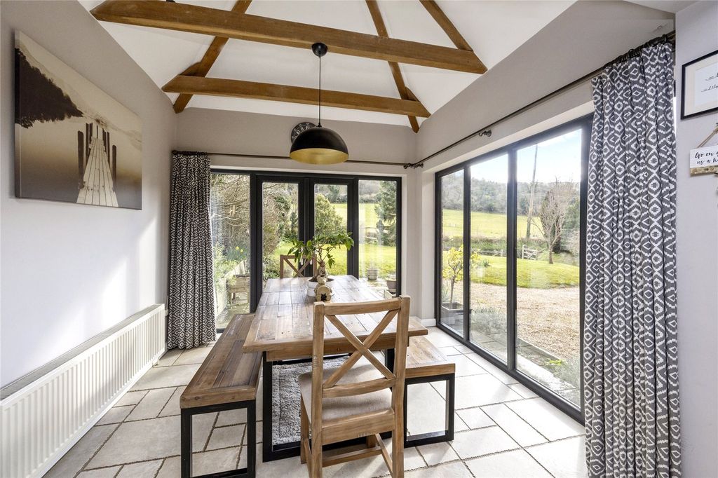 Property photo 3 of 20 Dining Area